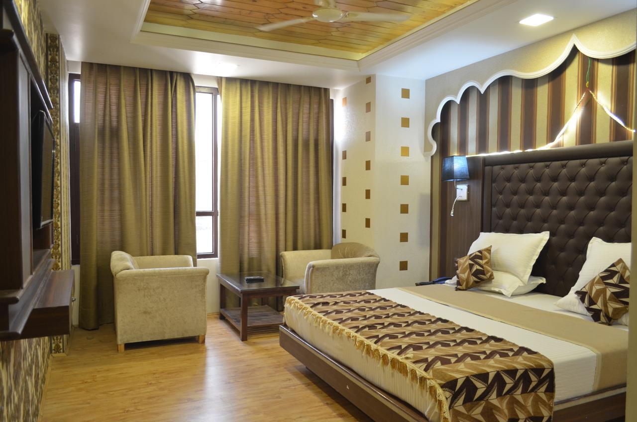 Hotel The Valley View Kashmir Σριναγκάρ Εξωτερικό φωτογραφία