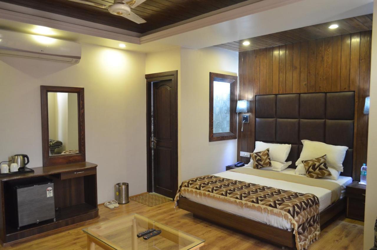 Hotel The Valley View Kashmir Σριναγκάρ Εξωτερικό φωτογραφία