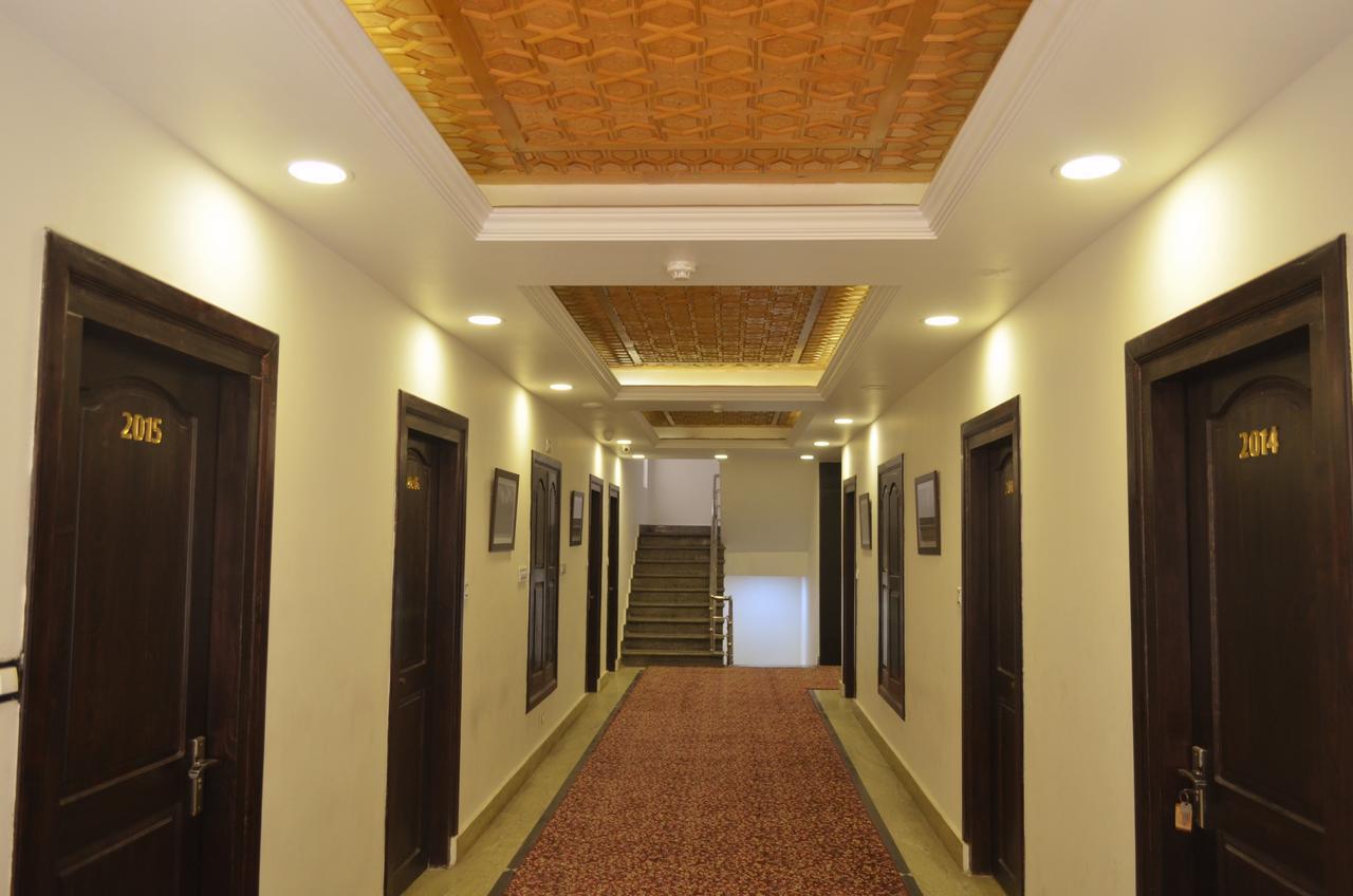 Hotel The Valley View Kashmir Σριναγκάρ Εξωτερικό φωτογραφία