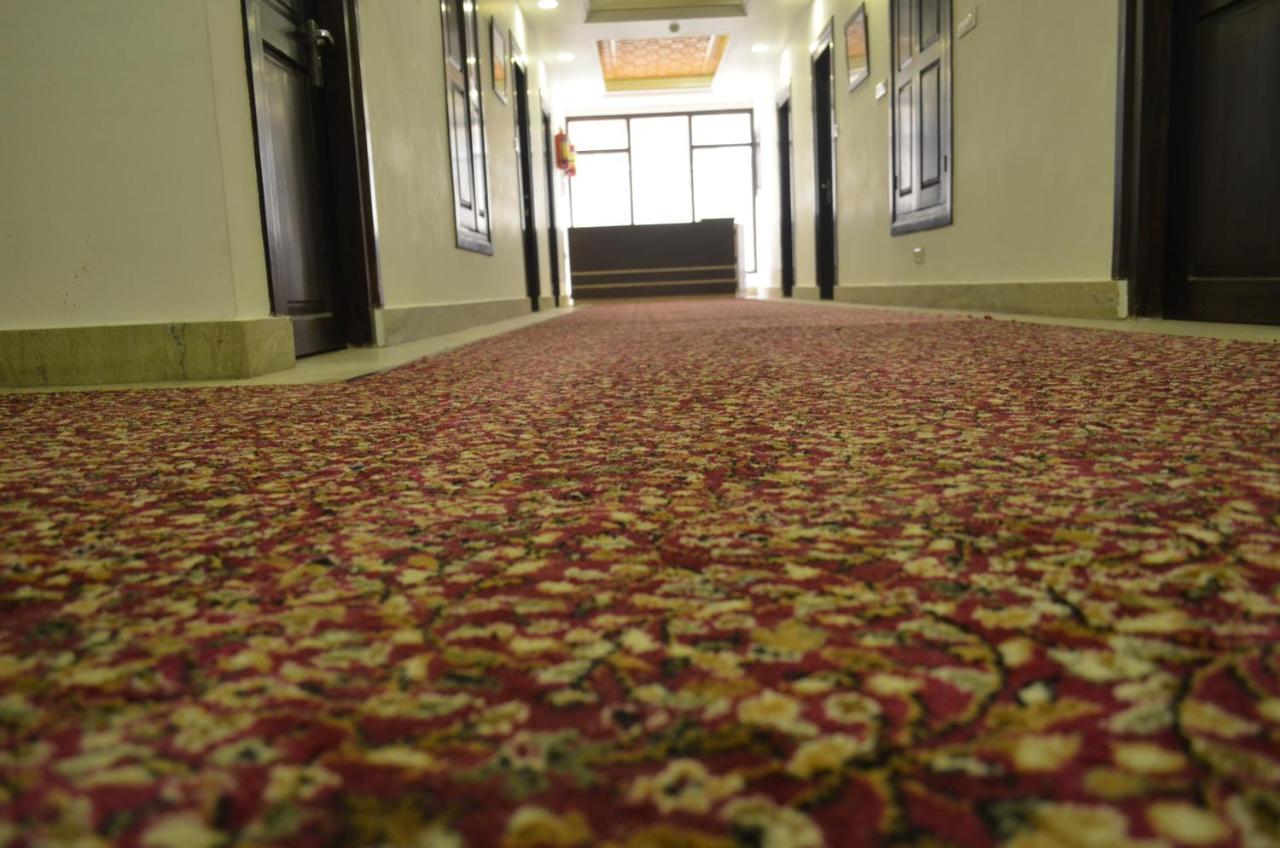 Hotel The Valley View Kashmir Σριναγκάρ Εξωτερικό φωτογραφία
