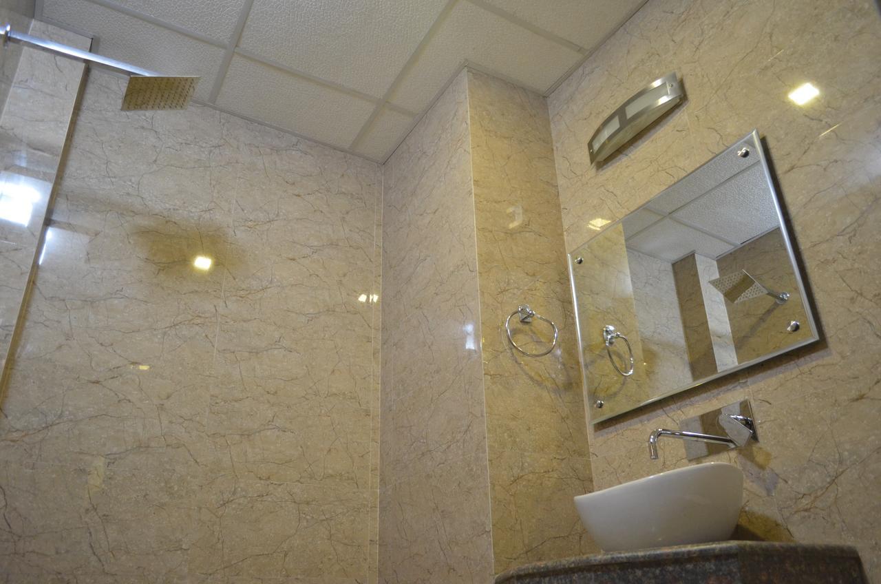Hotel The Valley View Kashmir Σριναγκάρ Εξωτερικό φωτογραφία