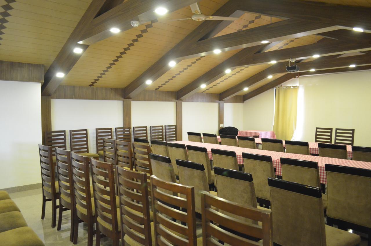 Hotel The Valley View Kashmir Σριναγκάρ Εξωτερικό φωτογραφία