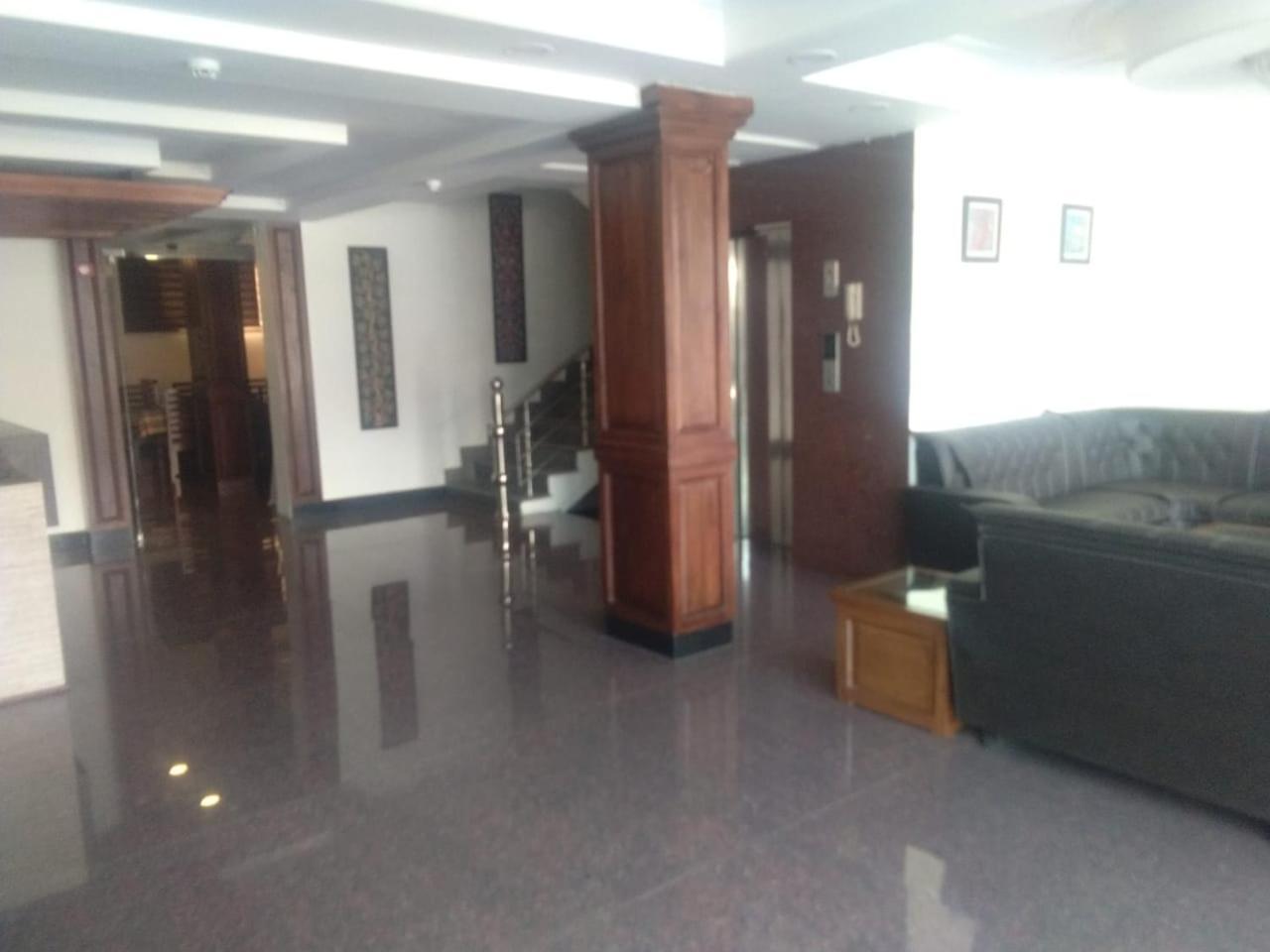 Hotel The Valley View Kashmir Σριναγκάρ Εξωτερικό φωτογραφία